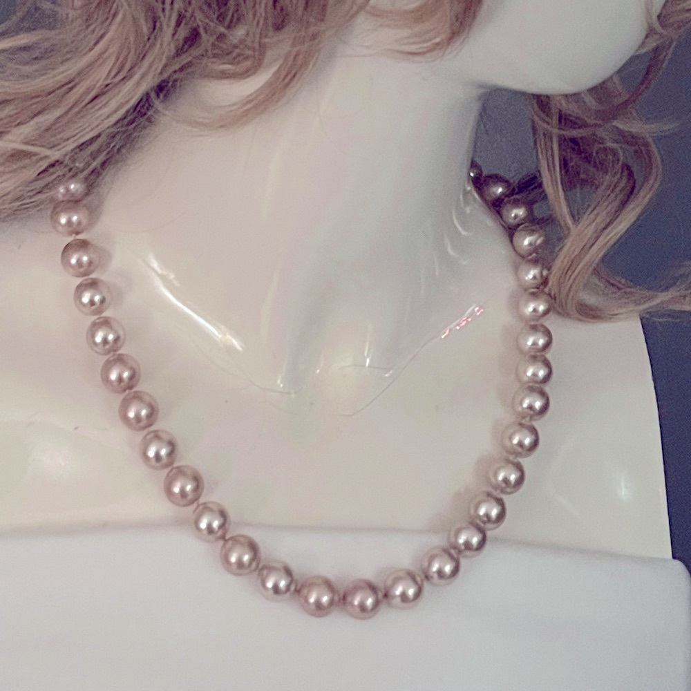 20” Long Champagne Pearl neckless